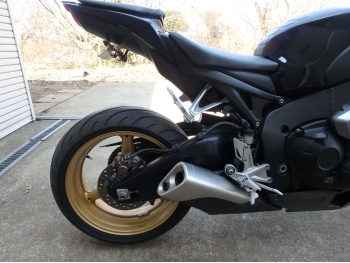Заказать из Японии мотоцикл Honda CBR1000RR-2A 2009 фото 12