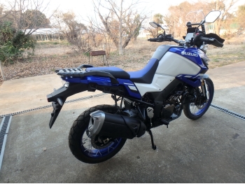 Заказать из Японии мотоцикл Suzuki V-Strom1050DE DL1050 2023 фото 4