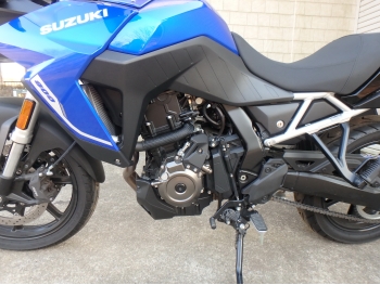 Заказать из Японии мотоцикл Suzuki V-Strom800 2023 фото 10
