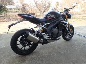 Заказать из Японии мотоцикл Triumph Speed Triple 1200RS 2022 фото 4