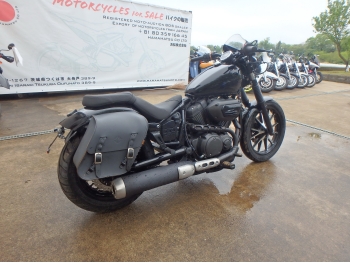     Yamaha XV950 Bolt ABS 2013  10