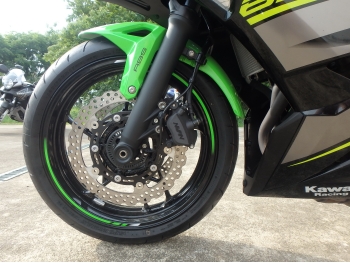     Kawasaki Ninja650A 2019  13
