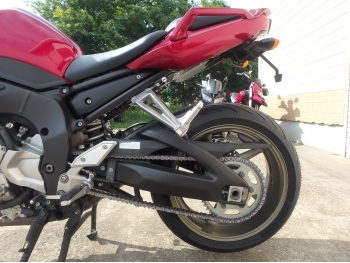    Yamaha FZ-1 Fazer 2008  15