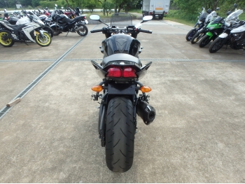     Yamaha FZ-1 Fazer 2014  9