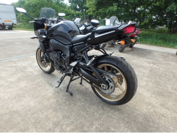     Yamaha FZ-1 Fazer 2014  10