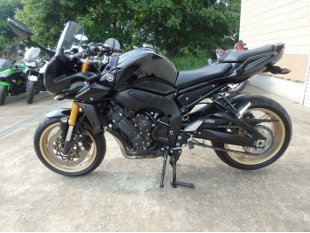     Yamaha FZ-1 Fazer 2014  11