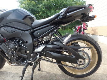     Yamaha FZ-1 Fazer 2014  15