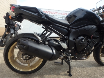     Yamaha FZ-1 Fazer 2014  16