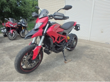     Ducati Hyperstrada 939 2016  12