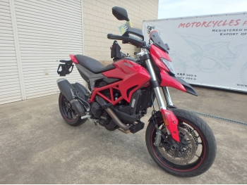   #7713   Ducati Hyperstrada 939
