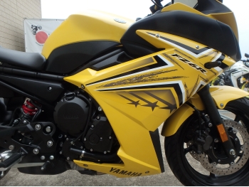     Yamaha FZ-6R 2009  17