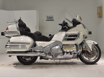 Заказать из Японии мотоцикл Honda GL1800 GoldWing 2002 фото 2