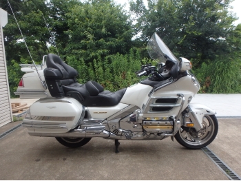 Заказать из Японии мотоцикл Honda GL1800 GoldWing 2002 фото 5