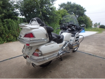Заказать из Японии мотоцикл Honda GL1800 GoldWing 2002 фото 6