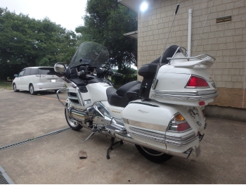 Заказать из Японии мотоцикл Honda GL1800 GoldWing 2002 фото 8