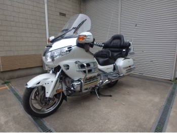 Заказать из Японии мотоцикл Honda GL1800 GoldWing 2002 фото 10