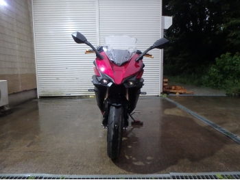     Suzuki GSX-S1000GT 2024  1
