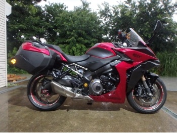     Suzuki GSX-S1000GT 2024  3