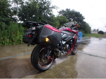     Suzuki GSX-S1000GT 2024  4