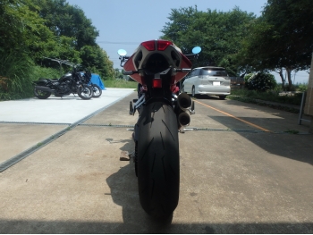     MV Agusta Brutale Corsa 1090 2014  8