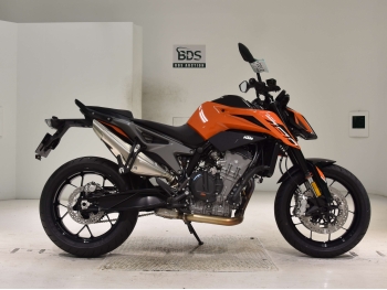     KTM 790 Duke 2023  2