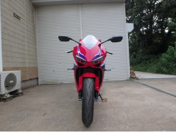     Honda CBR650R-2E 2024  1