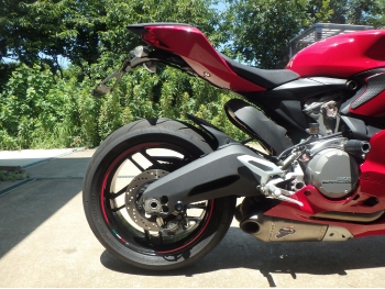     Ducati 899 Panigale 2013  13