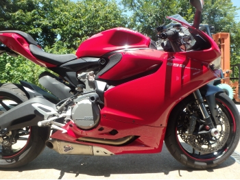     Ducati 899 Panigale 2013  14