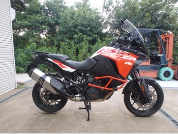     KTM 1290 Super Adventure S 2017  3