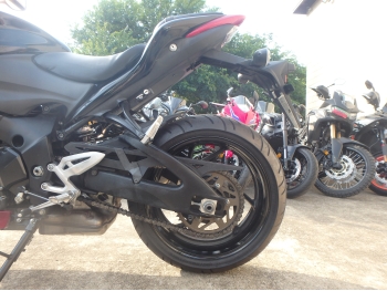     Suzuki GSX-S1000 2015  14