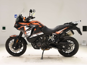    KTM 1090 Adventure R 2017  1