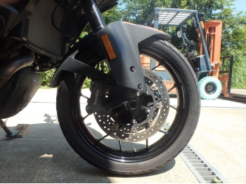     KTM 1090 Adventure R 2017  17