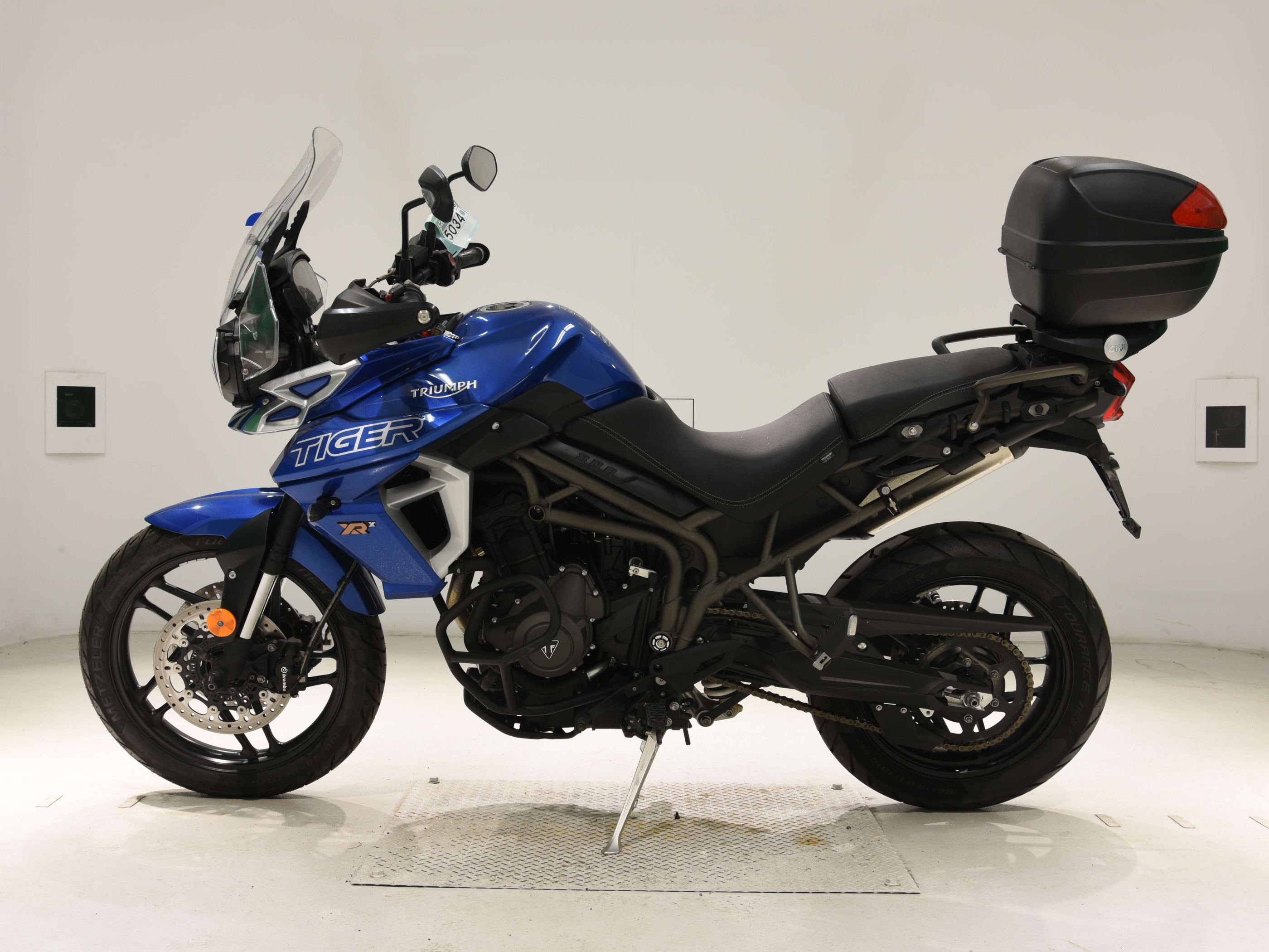 Купить мотоцикл Triumph Tiger 800 XRx 2018 фото 1