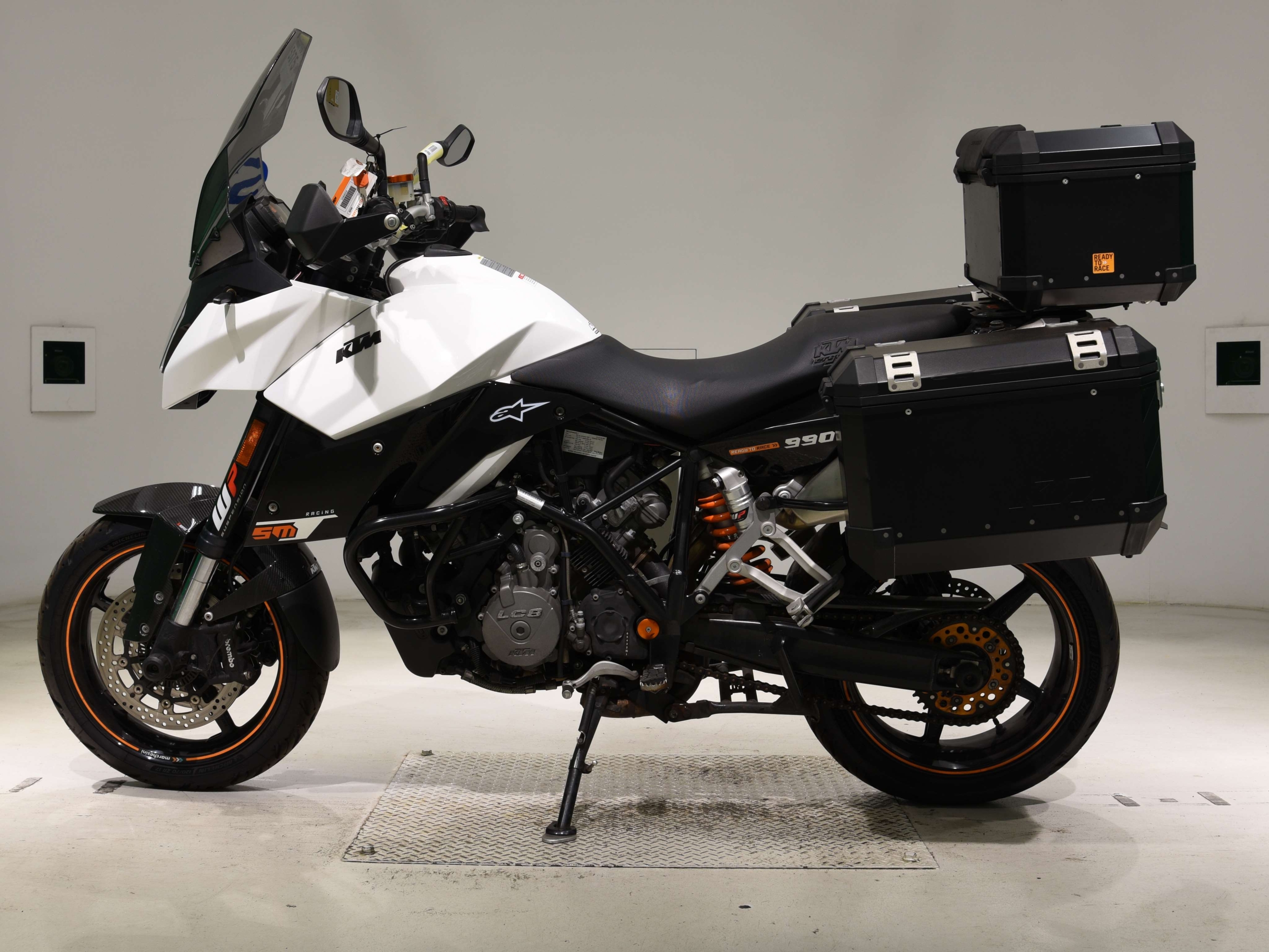 Купить мотоцикл KTM 990 Supermoto T 2012 фото 1