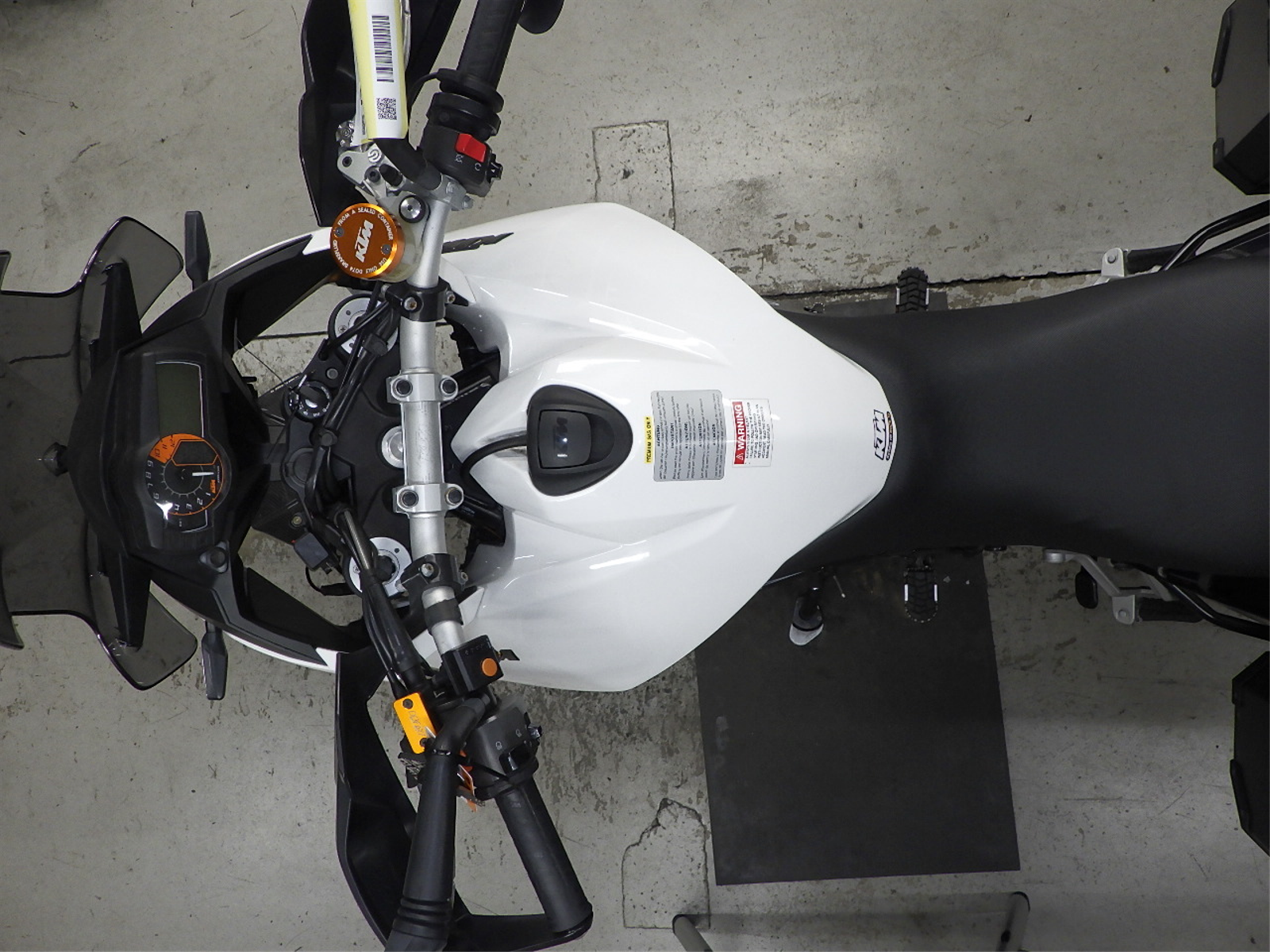 Купить мотоцикл KTM 990 Supermoto T 2012 фото 3