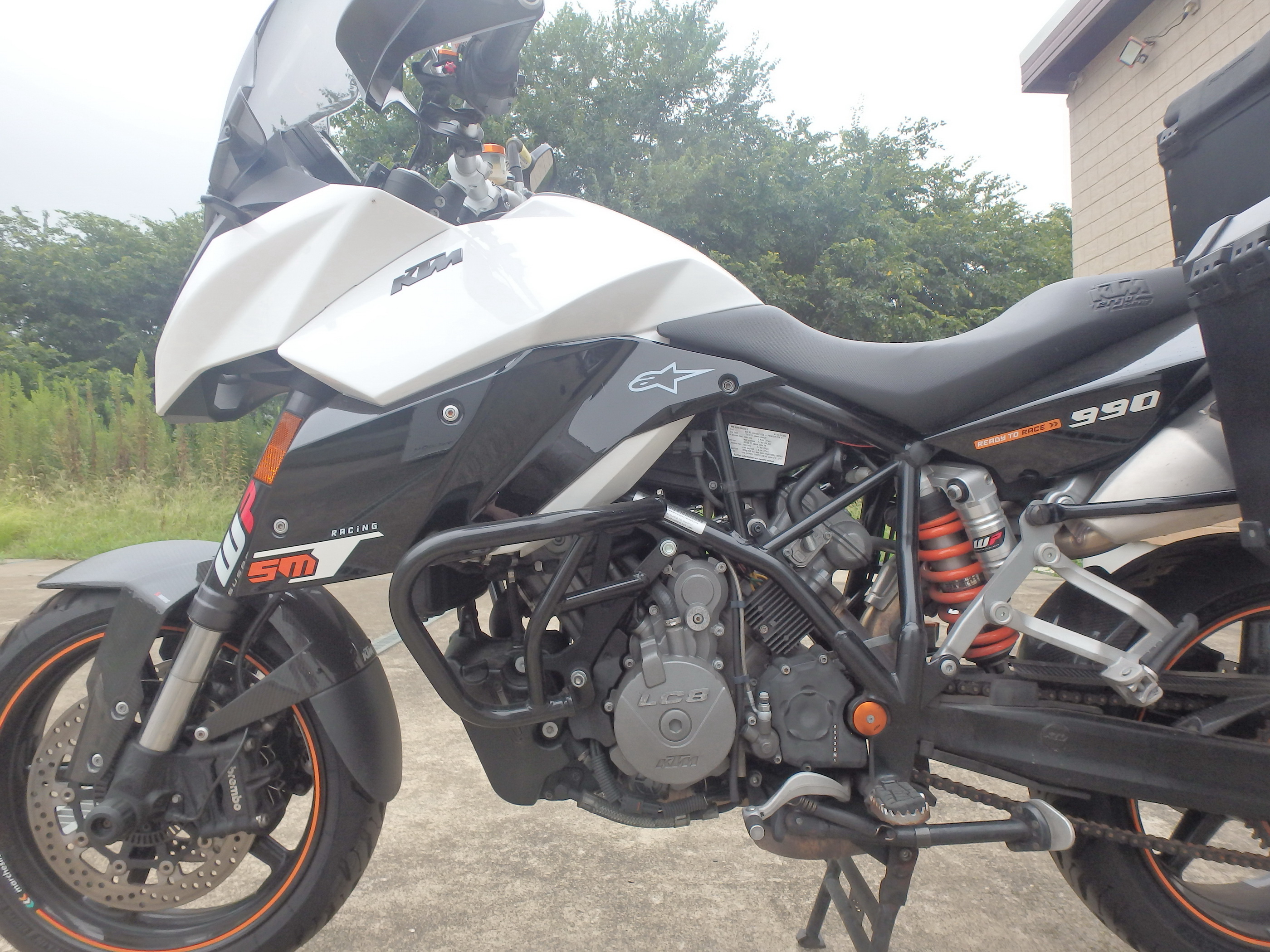 Купить мотоцикл KTM 990 Supermoto T 2012 фото 15