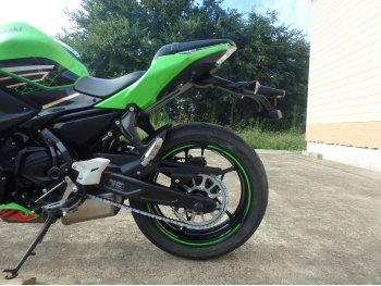     Kawasaki Ninja650A 2020  16