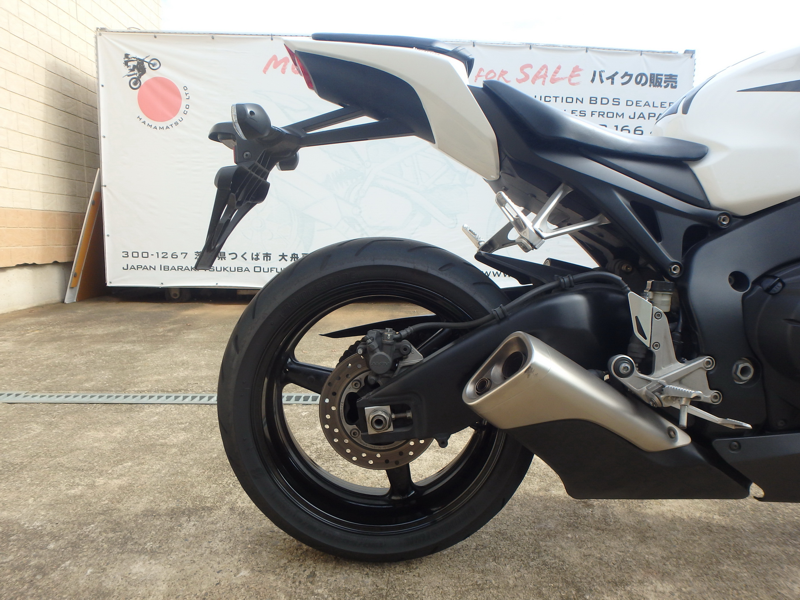 Купить мотоцикл Honda CBR1000RR-2 2008 фото 17