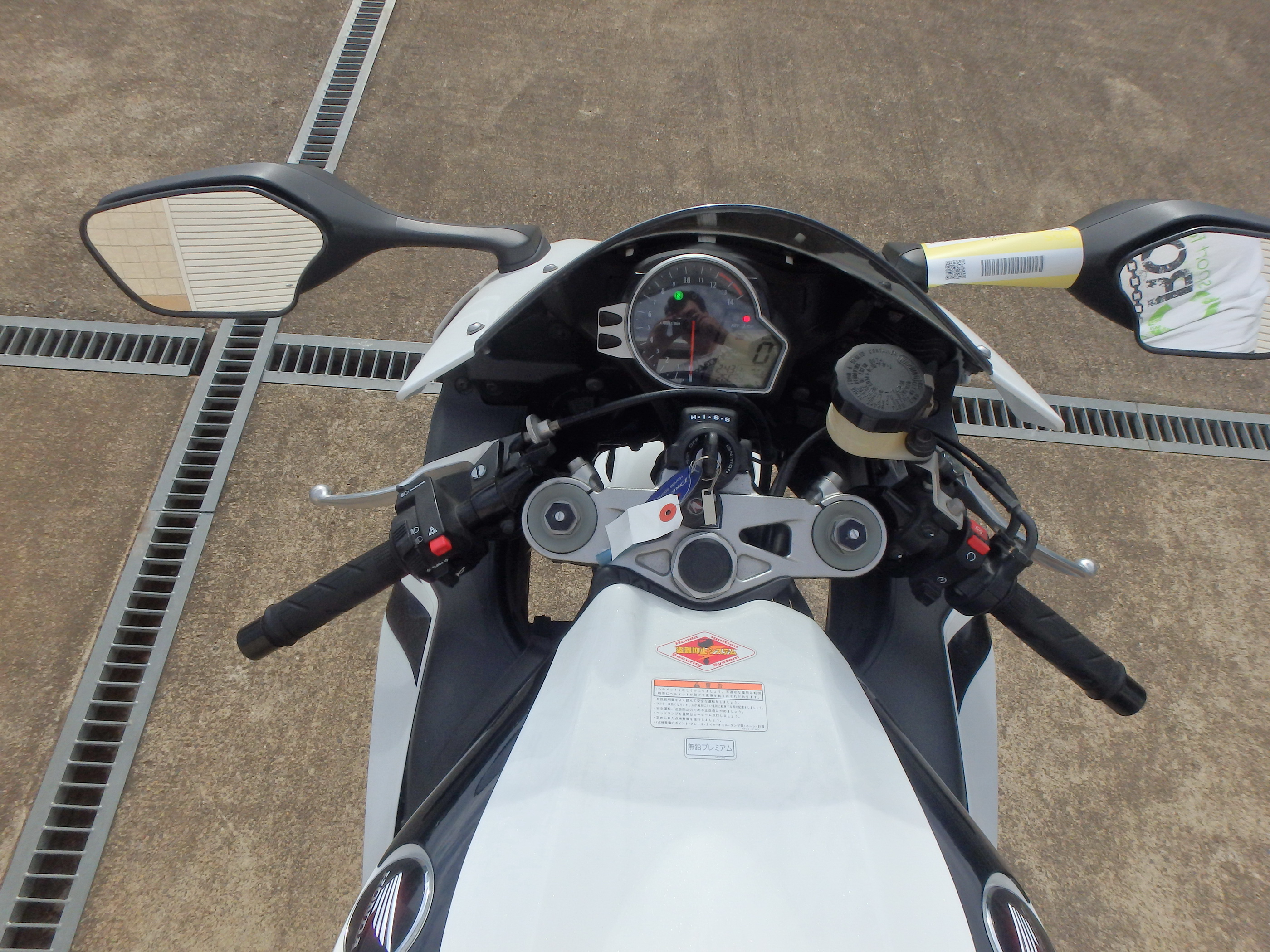 Купить мотоцикл Honda CBR1000RR-2 2008 фото 21