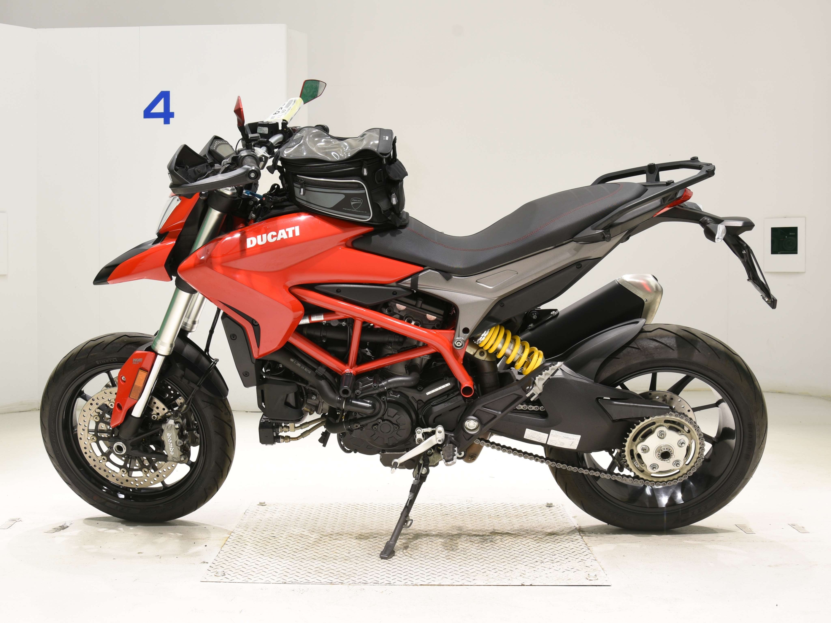 Купить мотоцикл Ducati Hypermotard939 2016 фото 1