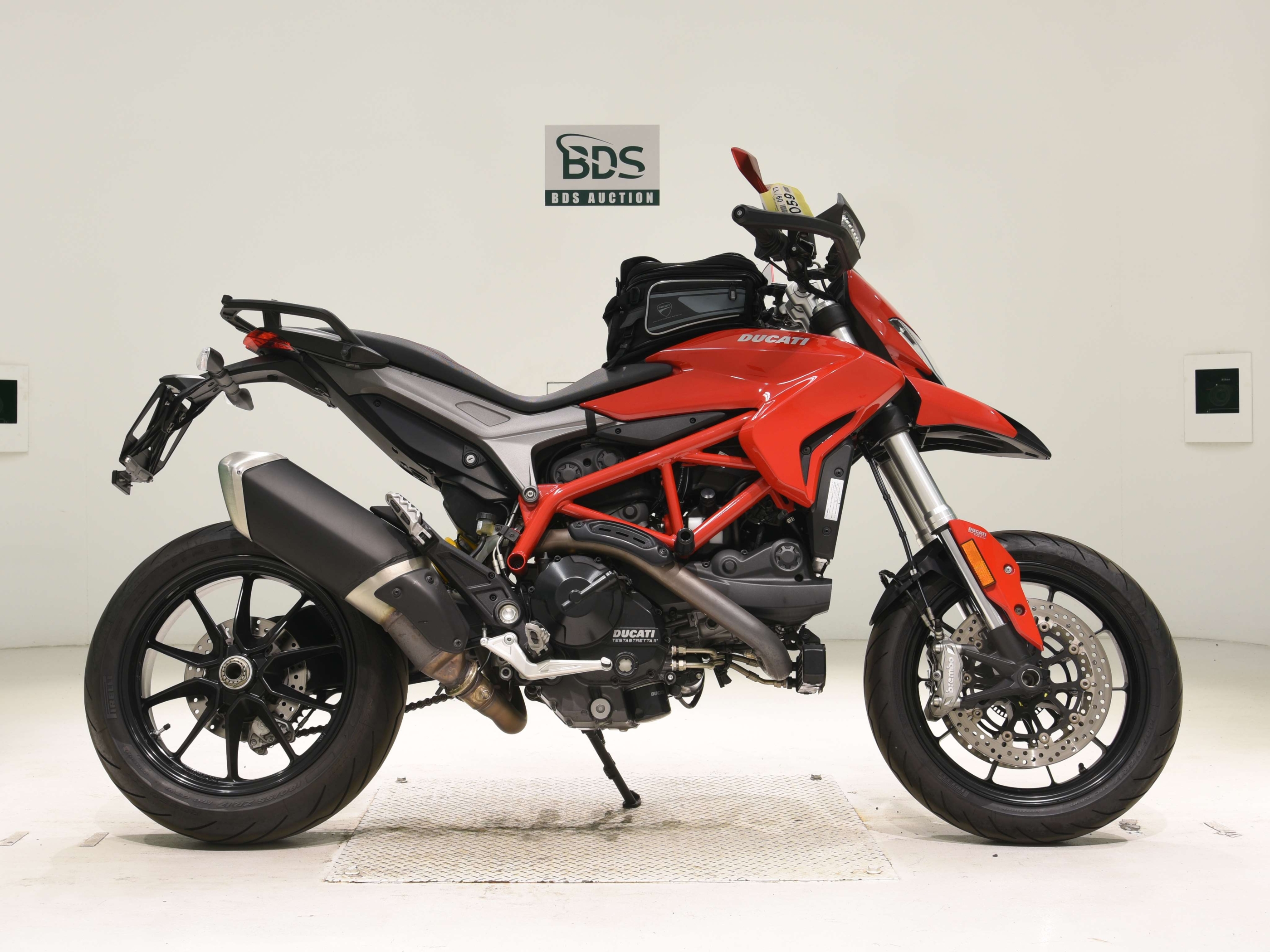 Купить мотоцикл Ducati Hypermotard939 2016 фото 2