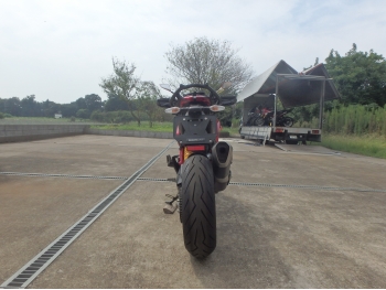     Ducati Hypermotard939 2016  10