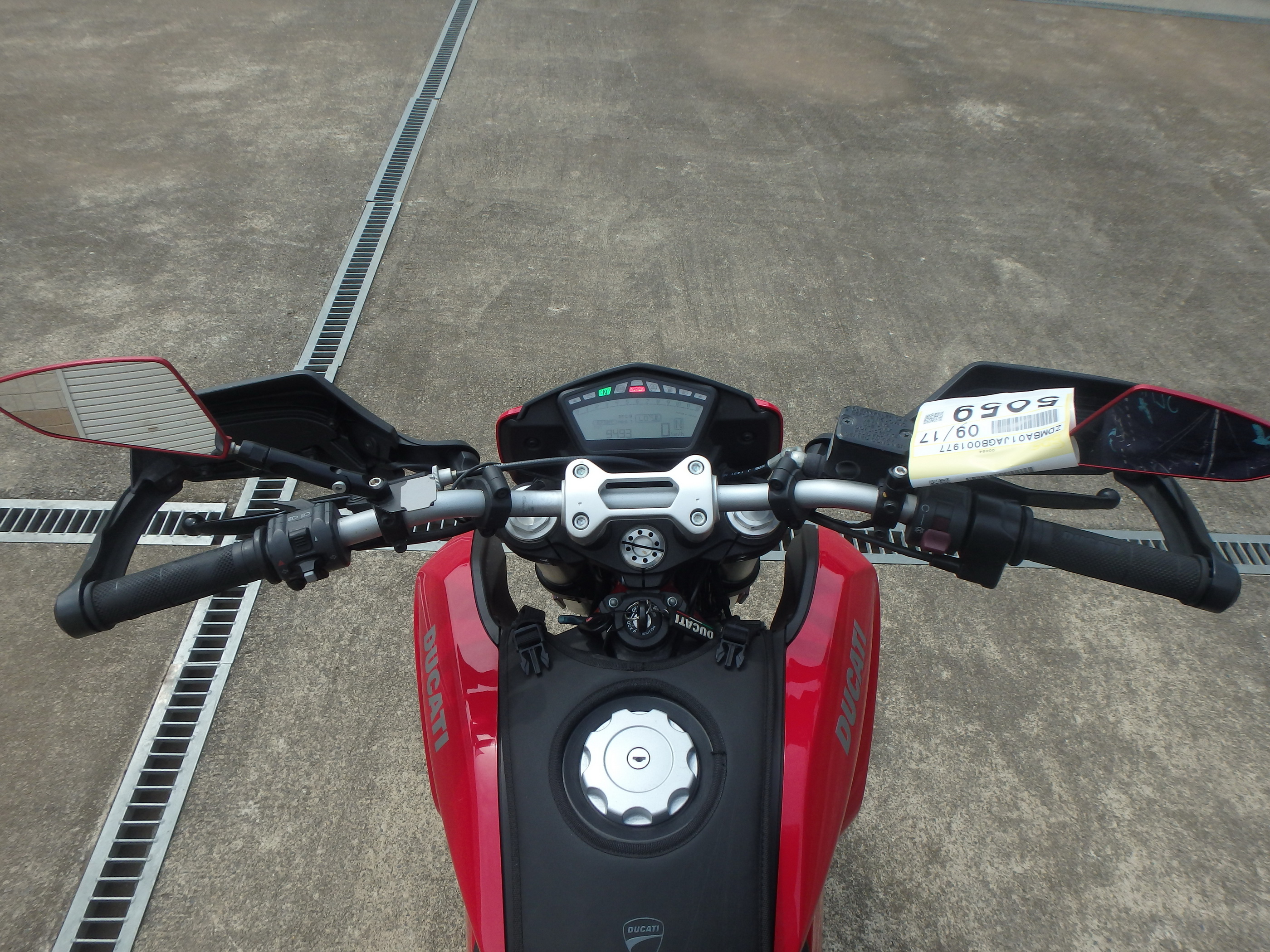 Купить мотоцикл Ducati Hypermotard939 2016 фото 21