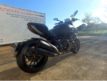     Ducati Diavel Dark 2012  9