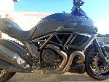     Ducati Diavel Dark 2012  18