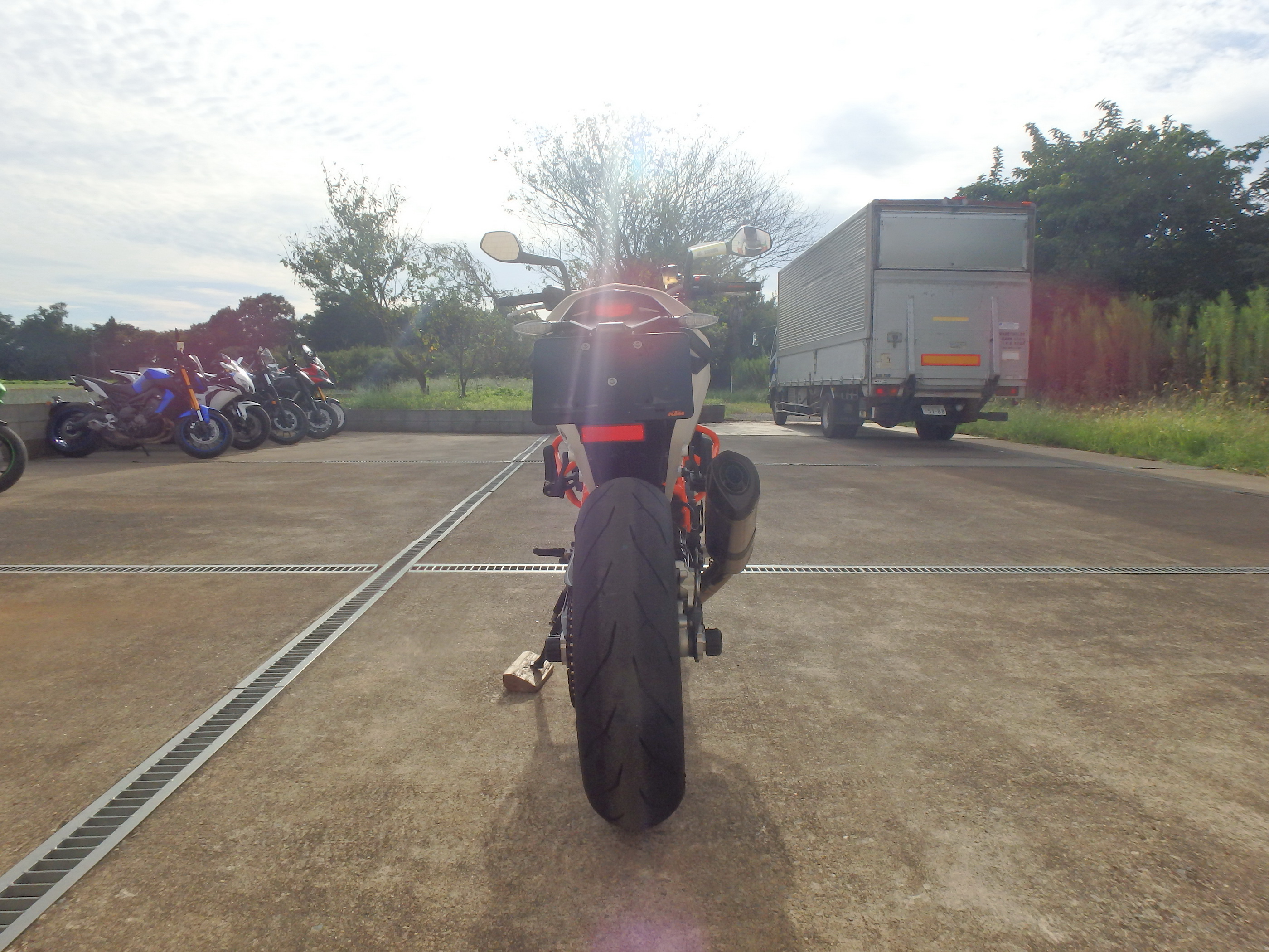 Купить мотоцикл KTM 690 Duke R 2014 фото 10