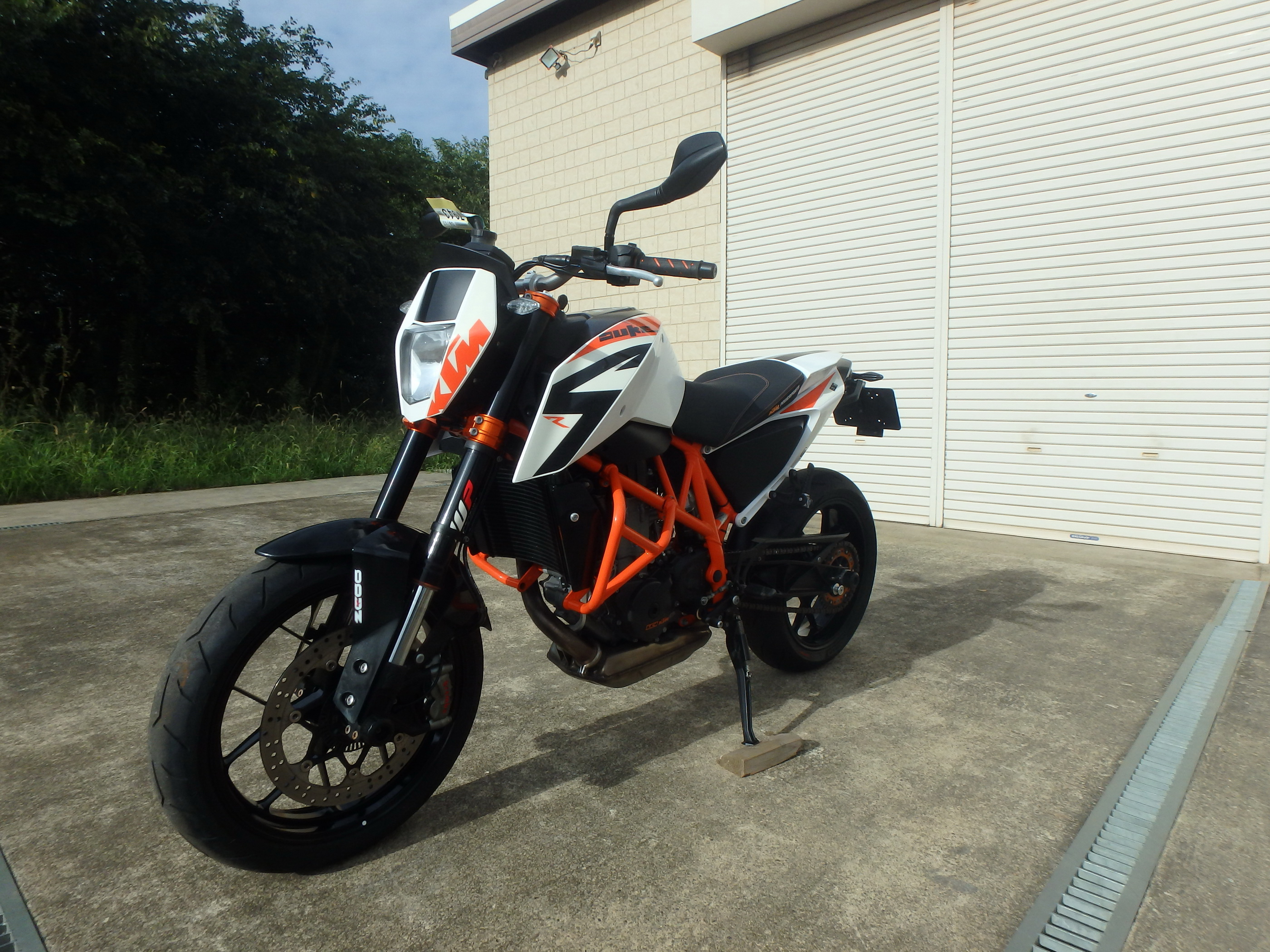 Купить мотоцикл KTM 690 Duke R 2014 фото 13