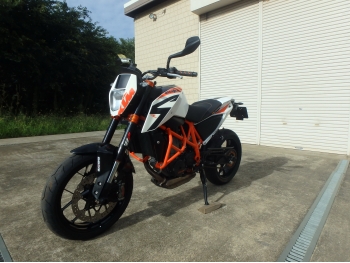     KTM 690 Duke R 2014  13