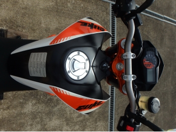     KTM 690 Duke R 2014  22