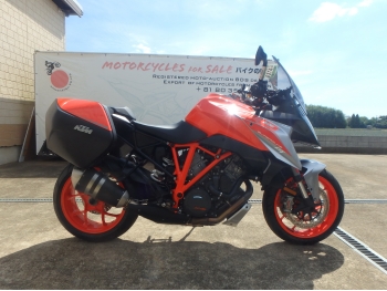     KTM 1290 Super Duke GT 2018  8